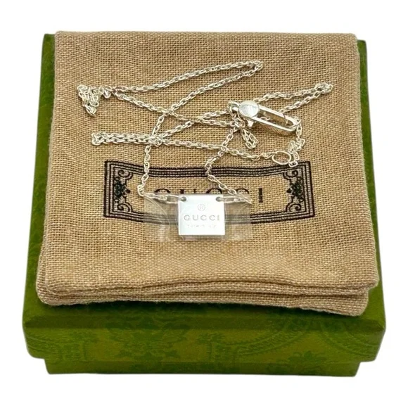 Brand New GUCCI Sterling Silver Square
Logo Necklace - Picture 2 of 8